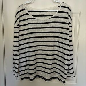 American Eagle Favorite Tee Black and White Stripe Loose Size L